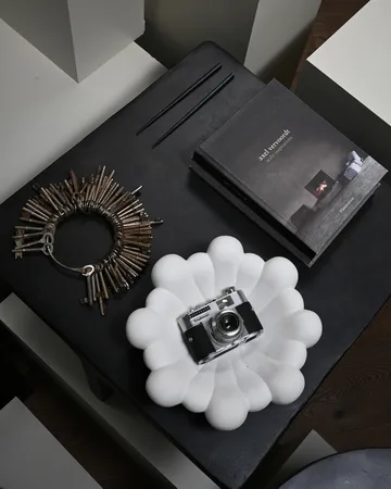 Bloom Tray kulho medio Ø28,5 cm - Bone white - 101 Copenhagen