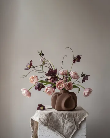 Wabi Medio maljakko 28 cm - Manteli - 101 Copenhagen