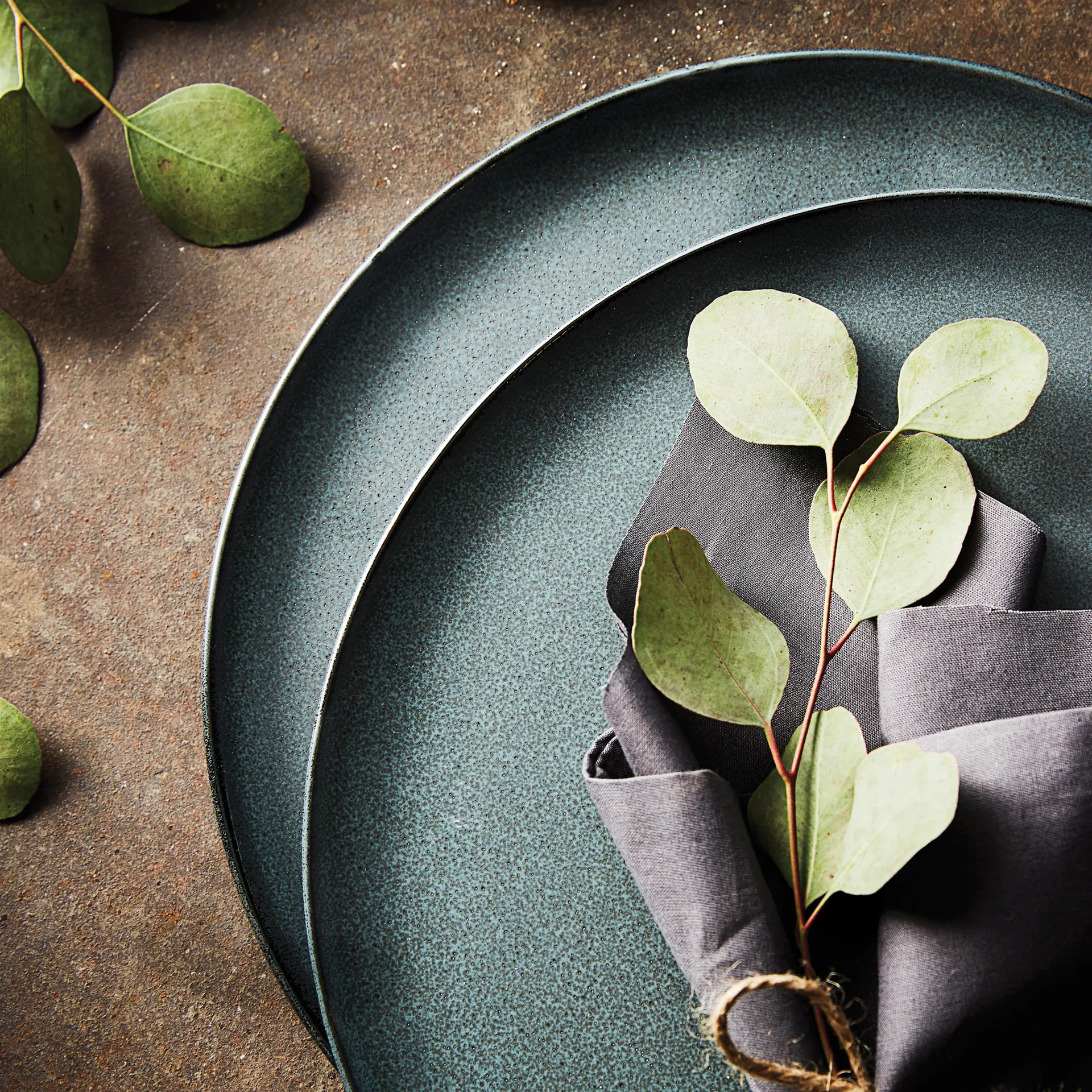 Raw lautanen Ø28 cm, Northern green Aida