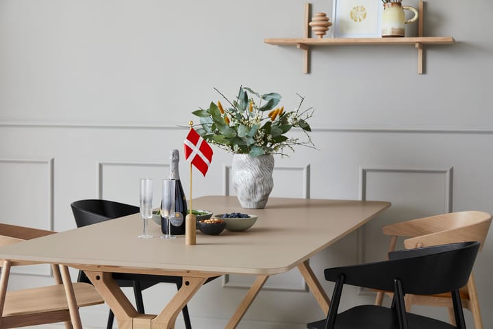 Celebrating Denmark pöytälippu 40 cm, Oak-brass Andersen Furniture