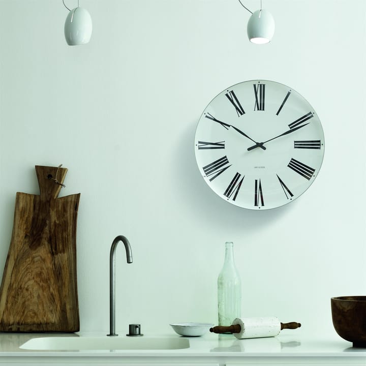 Arne Jacobsen Roman seinäkello, Ø 48 cm Arne Jacobsen Clocks