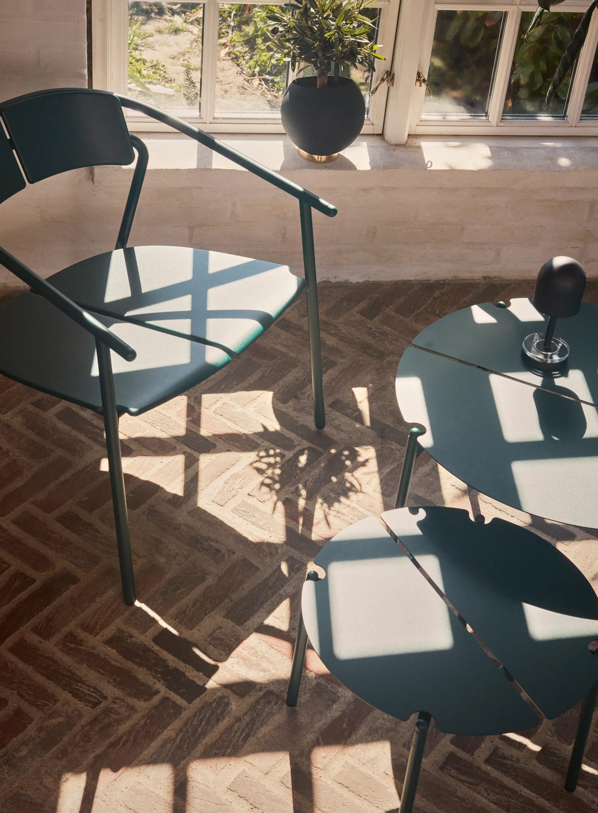 NOVO loungepöytä Ø50x35 cm, forest AYTM