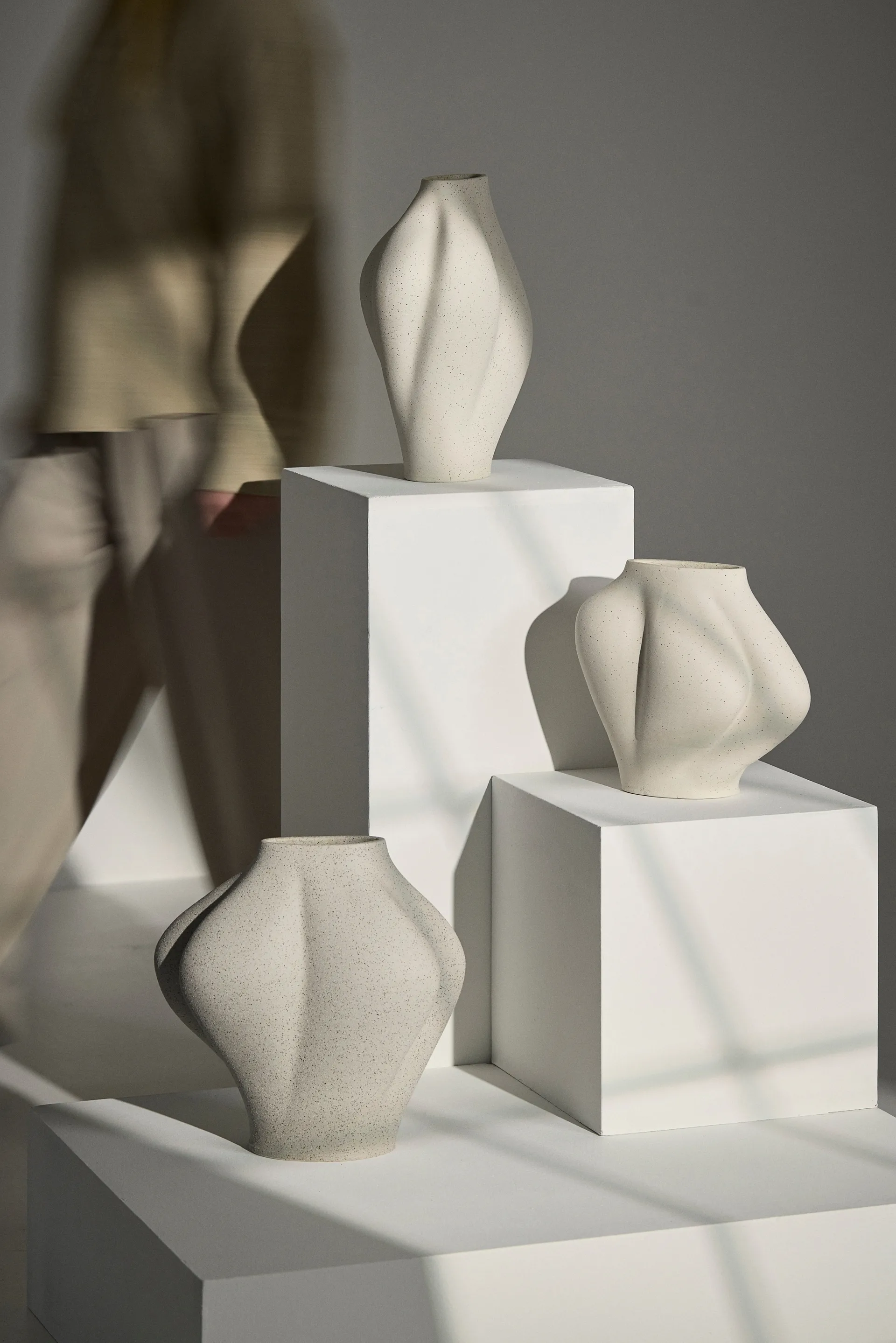 Saltare maljakko, Taupe, Ø13,8×30 cm AYTM