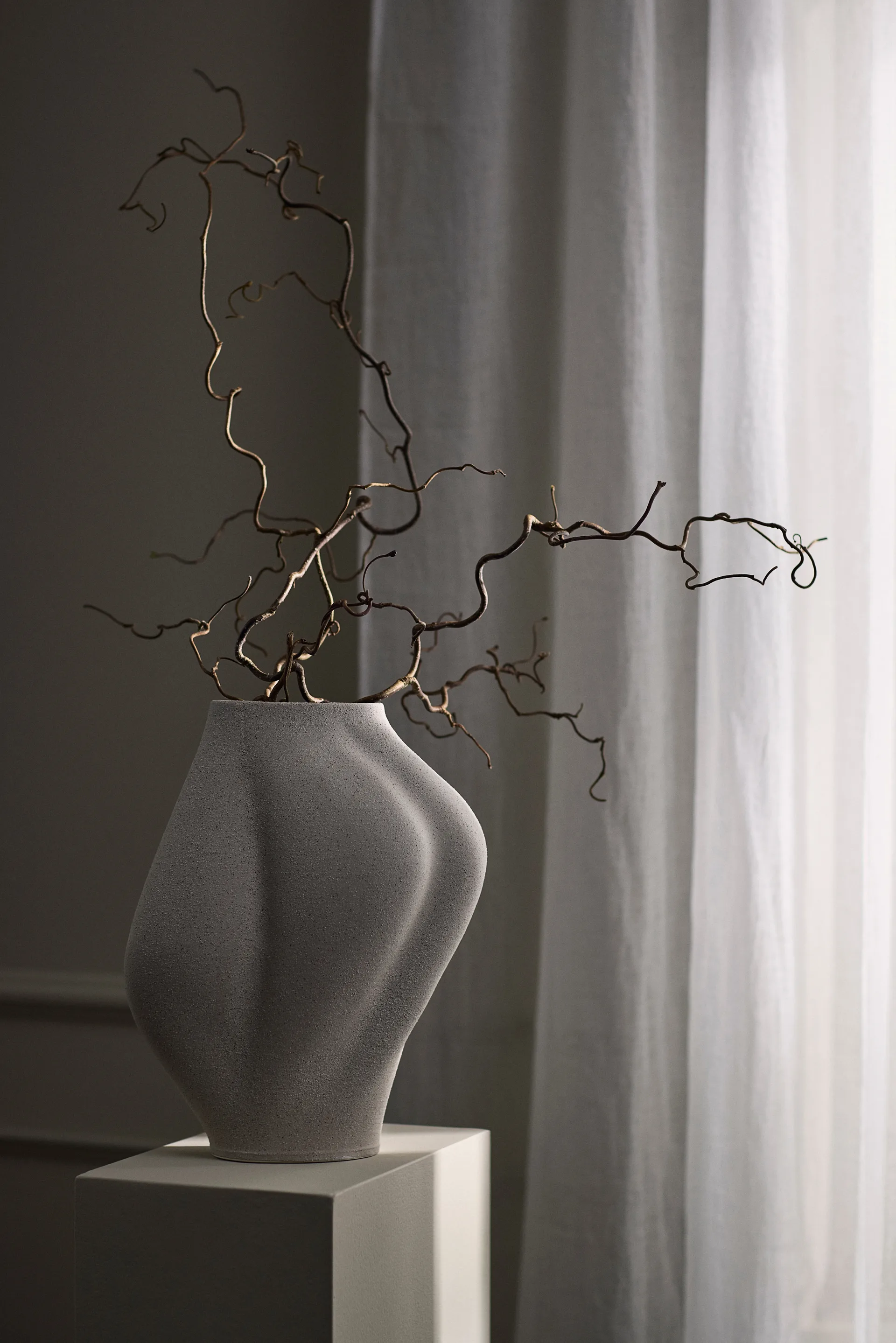 Saltare maljakko, Taupe, Ø17×35 cm AYTM