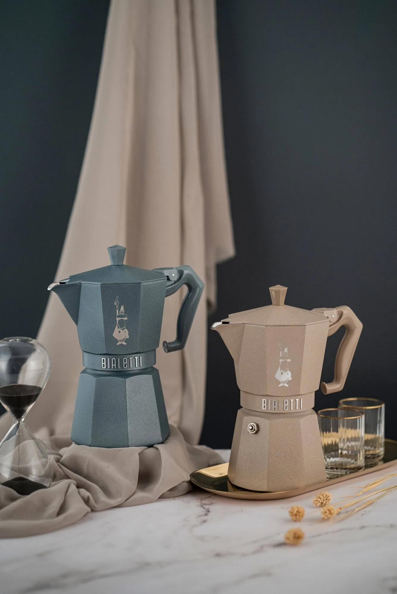 Bialetti exclusive mokkakeitin induktiolle, Beige, 6 kuppia Bialetti