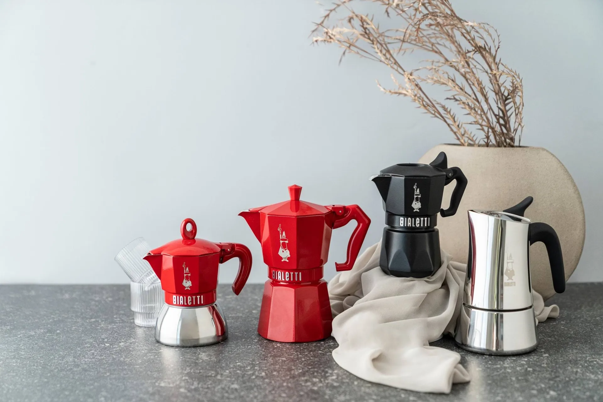 Bialetti exclusive mokkakeitin, Punainen, 3 kuppia Bialetti