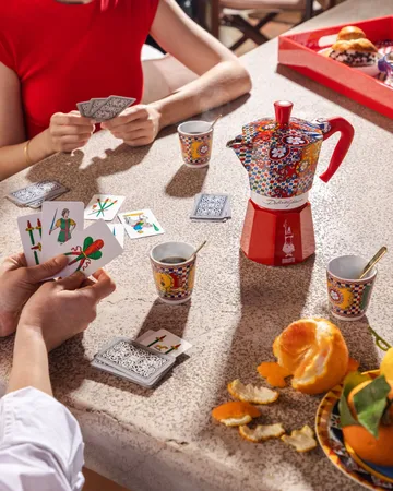 Bialetti x Dolce & Gabbana mokkakeitin - Sisilialainen kärry, 3 kuppia - Bialetti