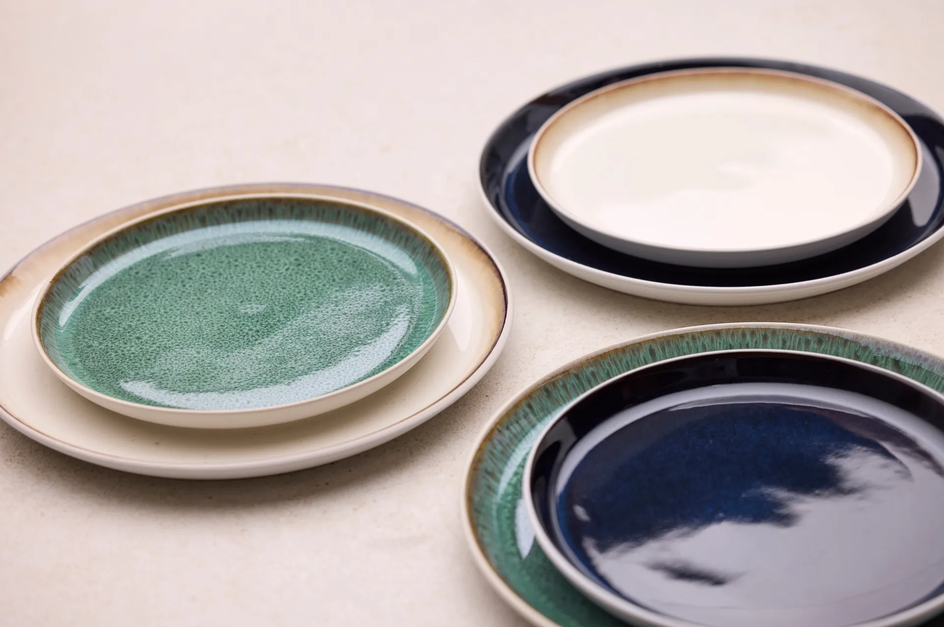 Bitz lautanen gastro Ø27 cm, Valkoinen tummansininen Bitz