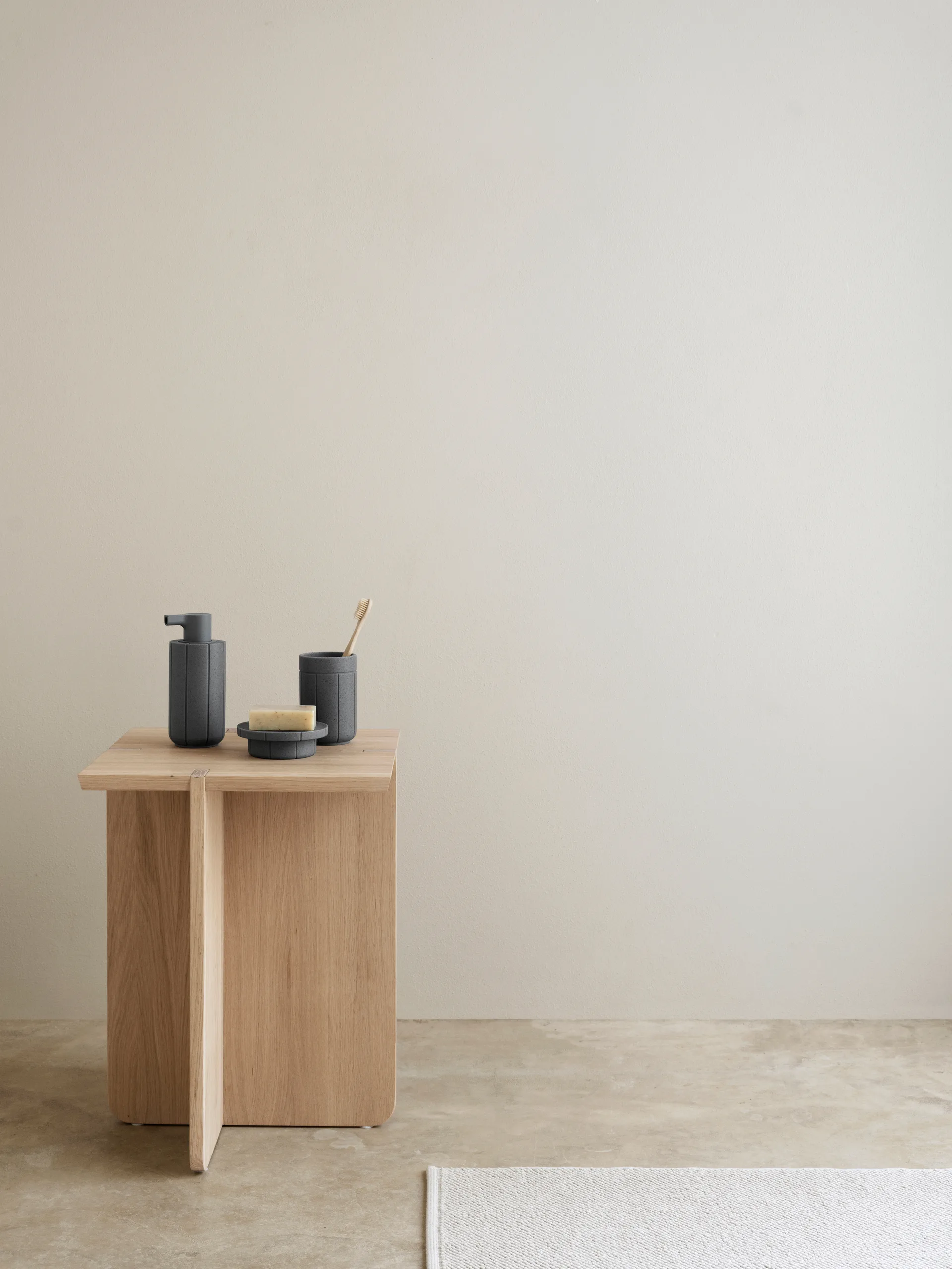 Kua saippuakuppi, Cedar Wood, Ø11×3,5 cm blomus