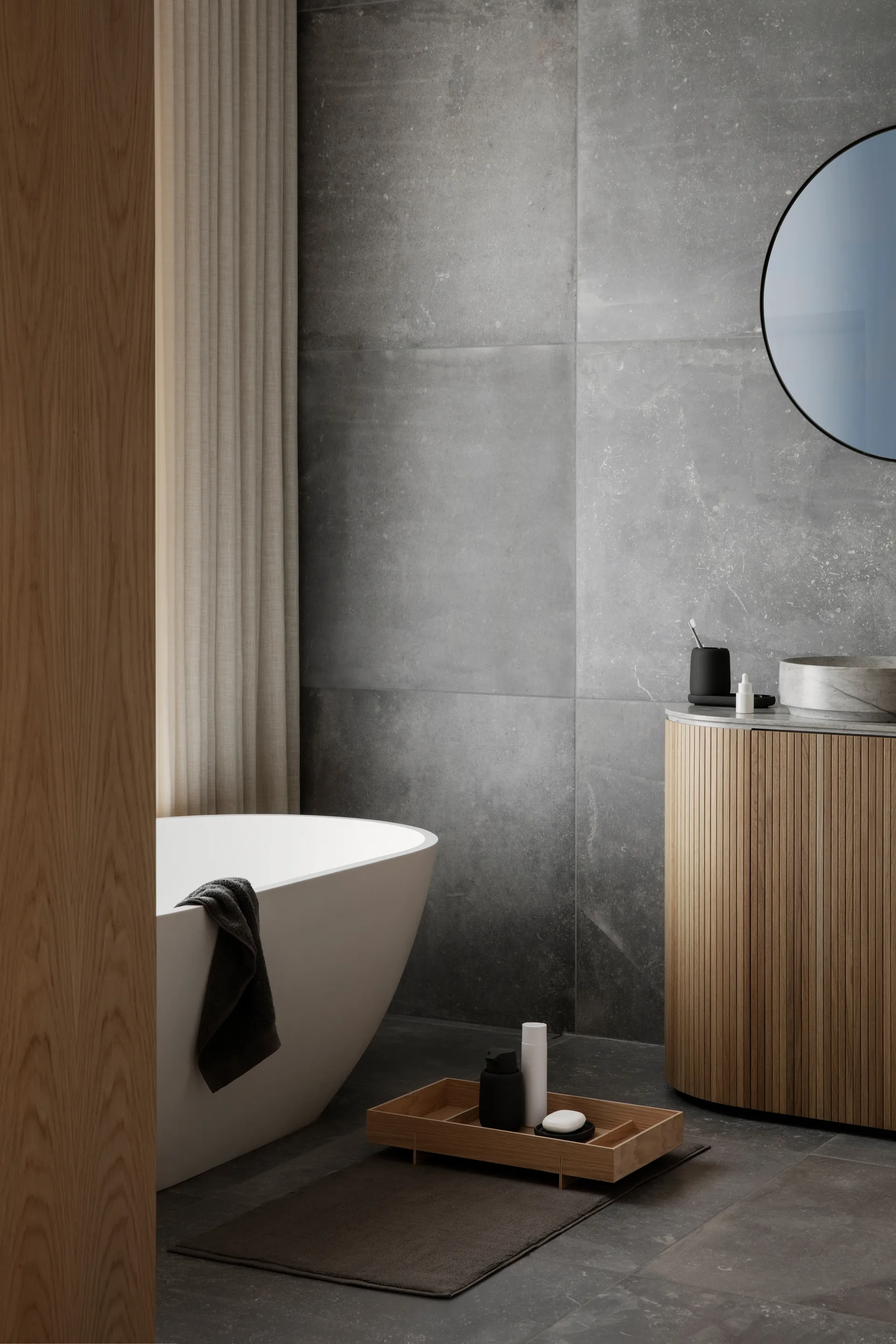 Sono saippuapumppu 25 cl, Musta blomus