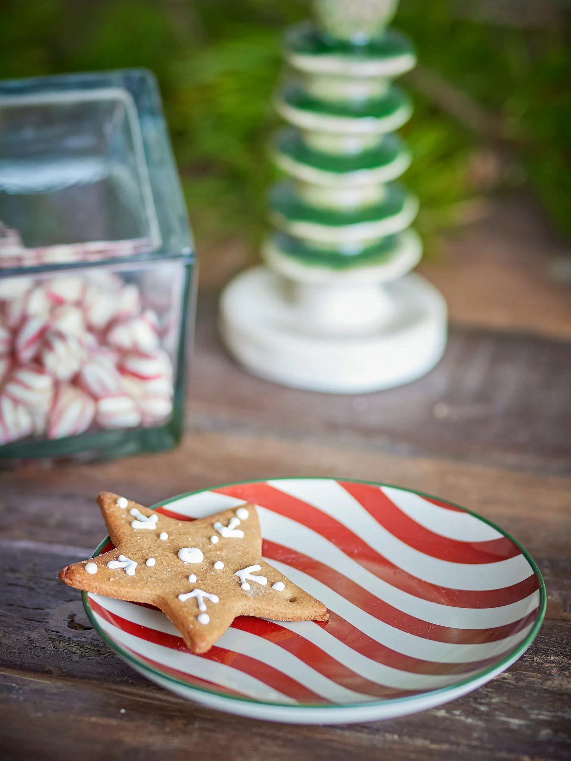 Jolly lautanen Ø16 cm, Punainen Bloomingville