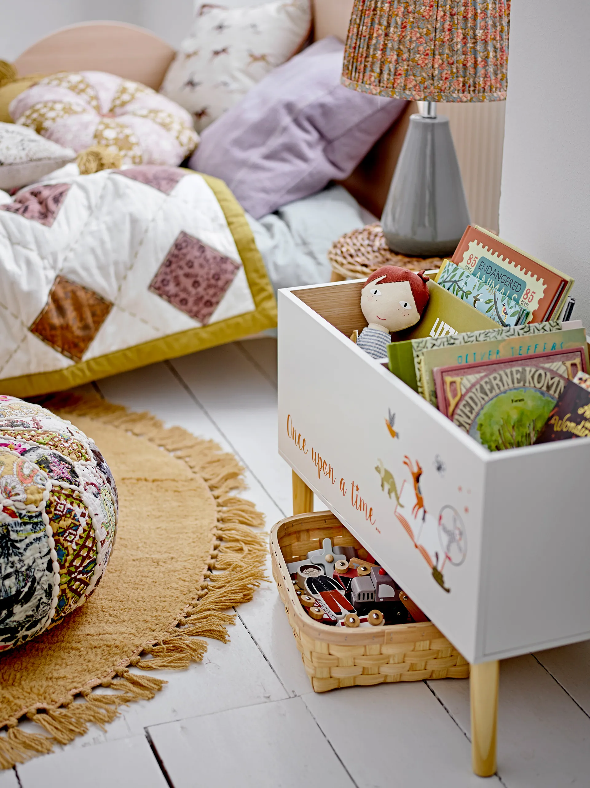 Madlen tyyny Ø 45 cm, Kukat Bloomingville