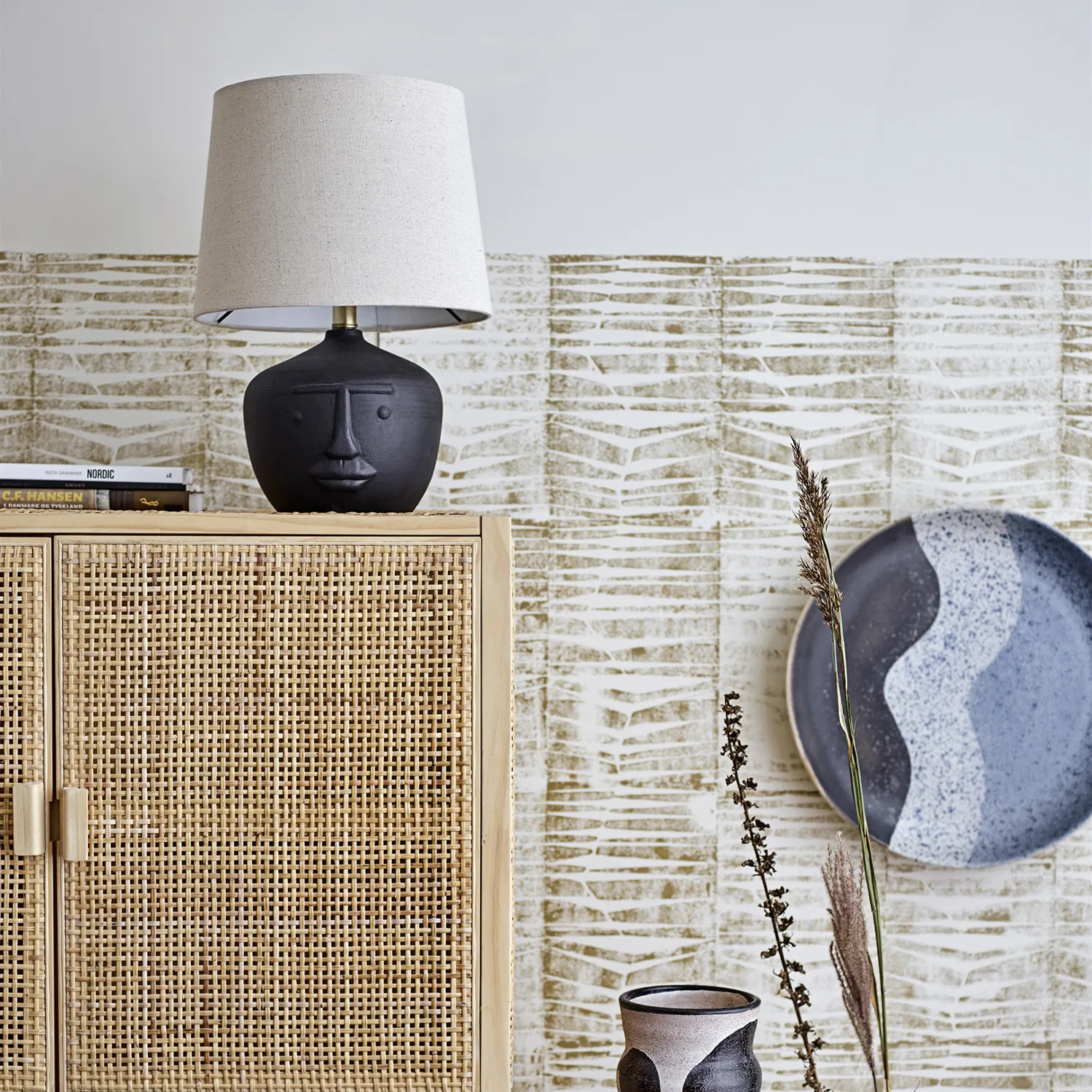 Matheo pöytävalaisin 43 cm, Musta Bloomingville