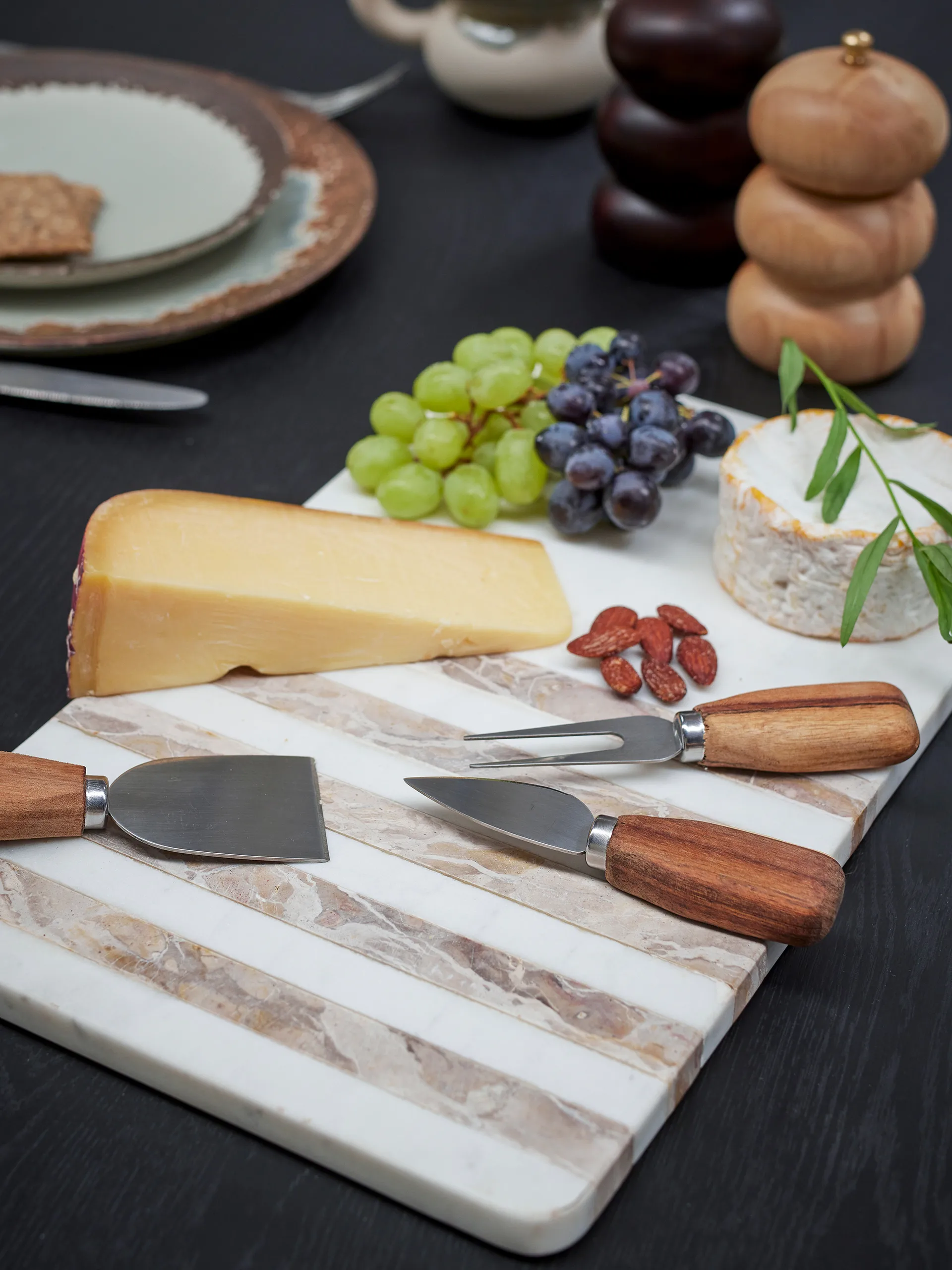 Novelle leikkuulauta marmori 38x22,5 cm, Valkoinen Bloomingville