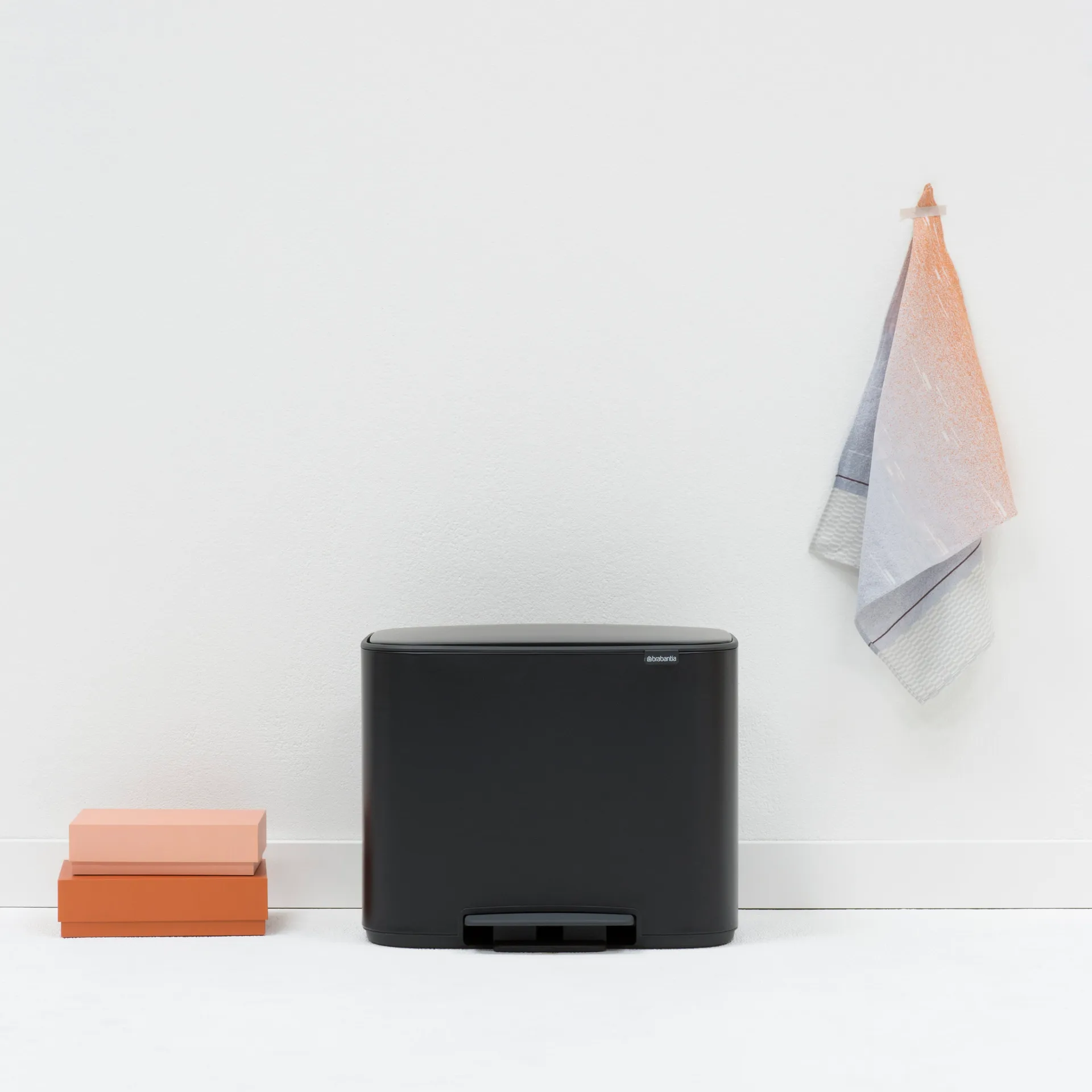 Bo poljinroskakori 3x11 l, matto musta Brabantia