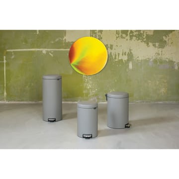 New Icon poljinroskis 30 litraa - Mineral concrete grey - Brabantia