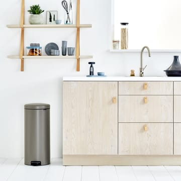 New Icon poljinroskis 30 litraa - platinum - Brabantia