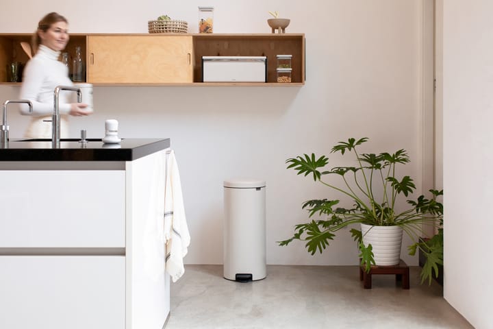 New Icon poljinroskis 30 litraa, Soft beige Brabantia