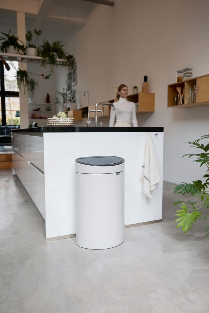 Touch Bin -roskakori 40 litraa, Soft Beige Brabantia