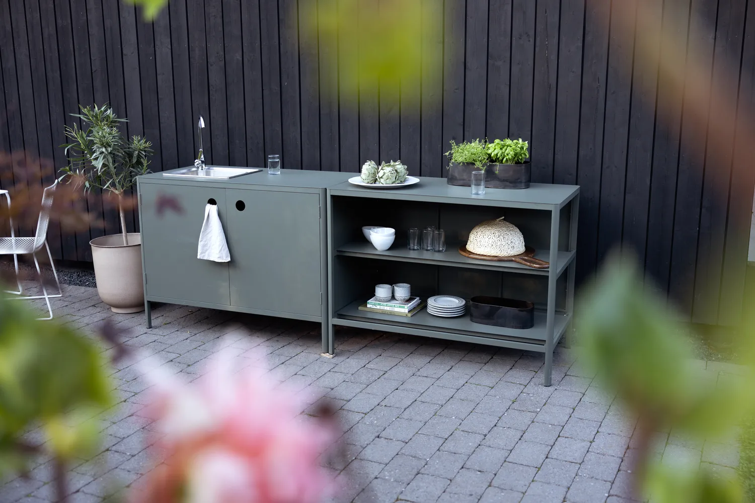 Kelia ulkokeittiön allaskaappi, Nordic green, 121x90x64 Brafab