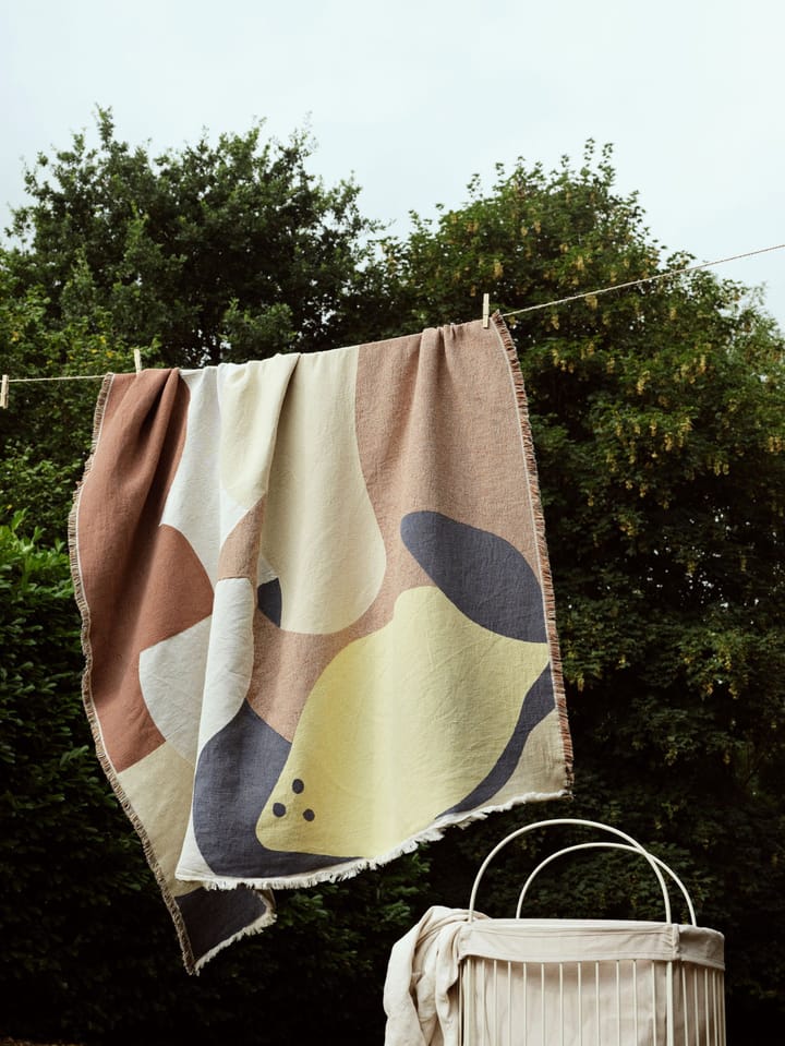 Daphne viltti 140 x 180 cm, Color mix Broste Copenhagen