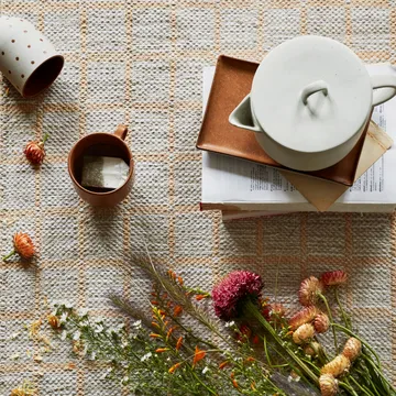 Eli teekannu 1,2 L - Matte soft light grey - Broste Copenhagen