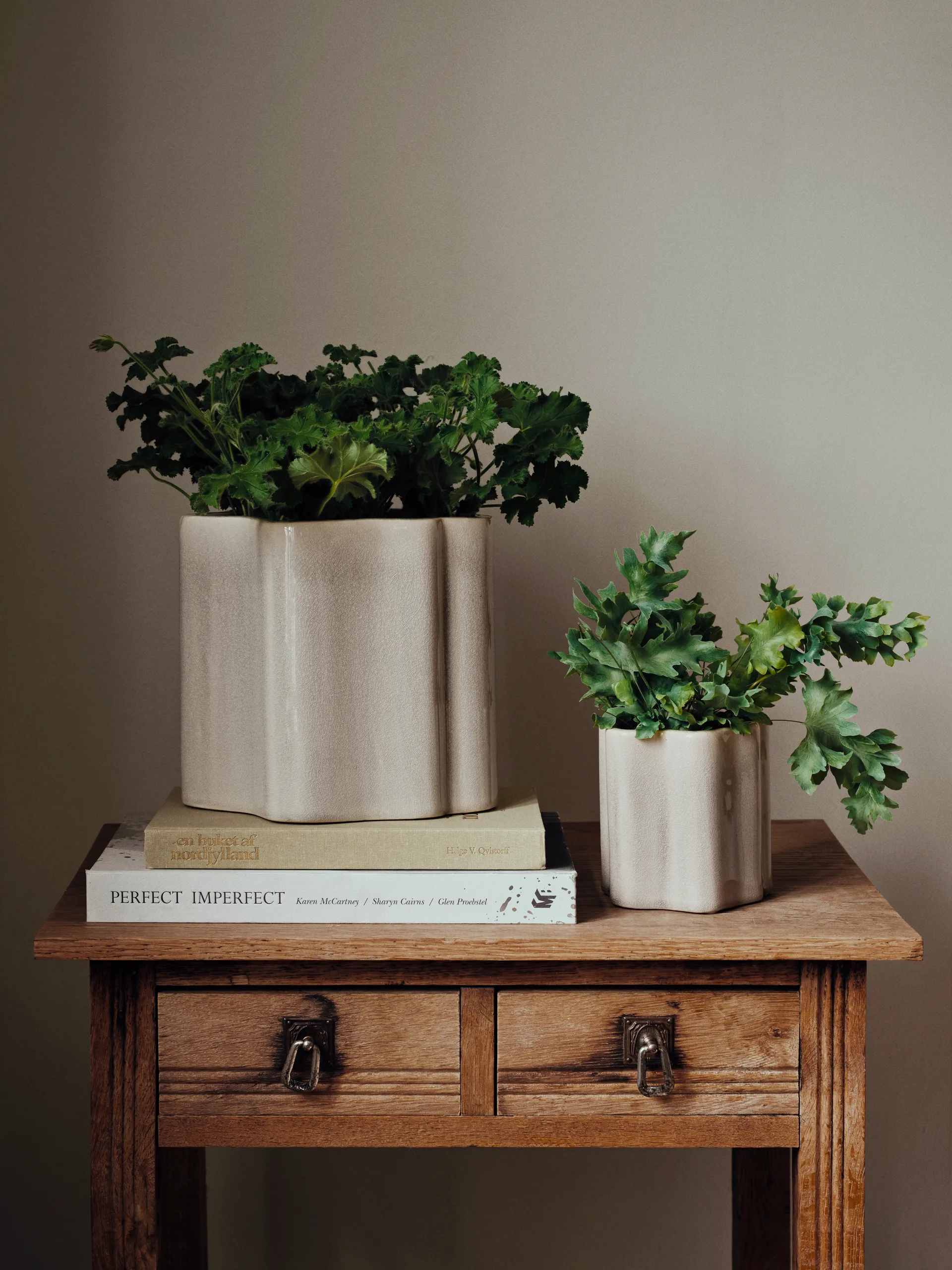 Sonja kukkaruukku K:12 cm, Rainy Day harmaa Broste Copenhagen