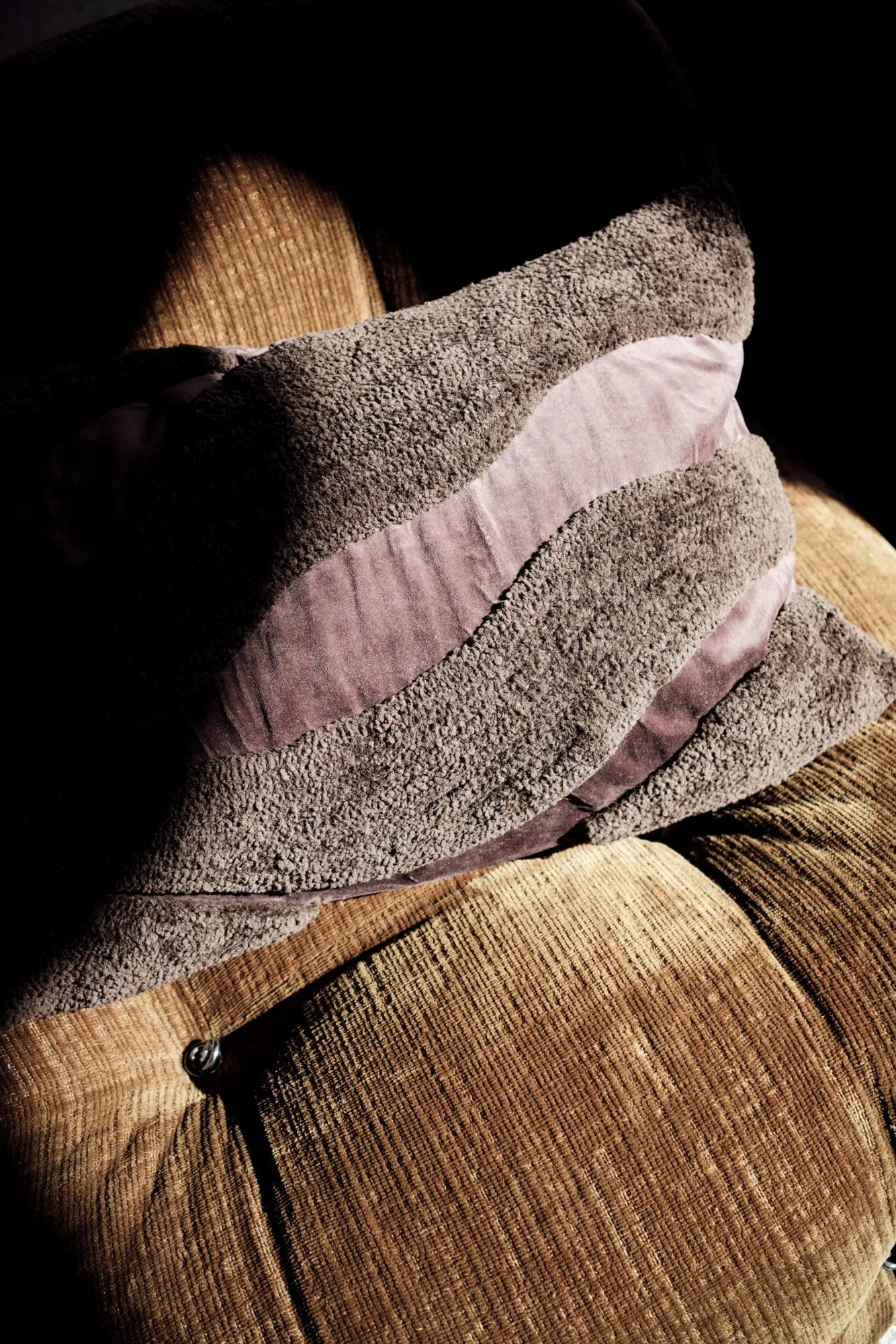 Fluffy tyyny 50 x 50 cm, Ruskea, 40x60 cm Byon