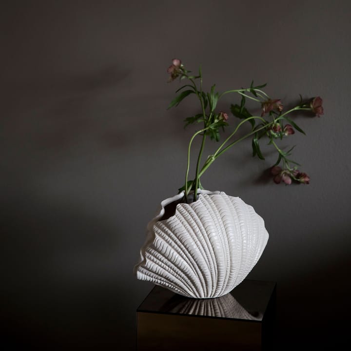 Shell maljakko, Valkoinen Byon
