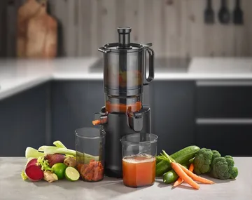Caso Slow Juicer Pro mehustin - Musta - Caso