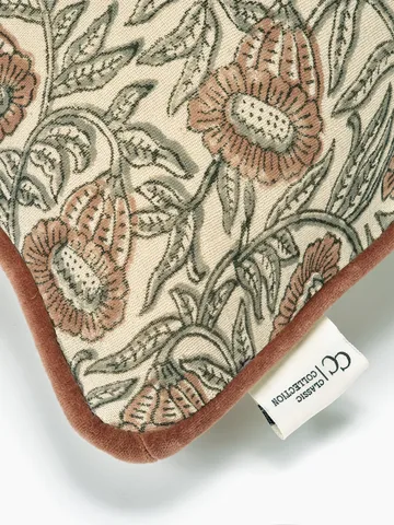 Bell tyynynpäällinen 50x50 cm - Mocha - Classic Collection