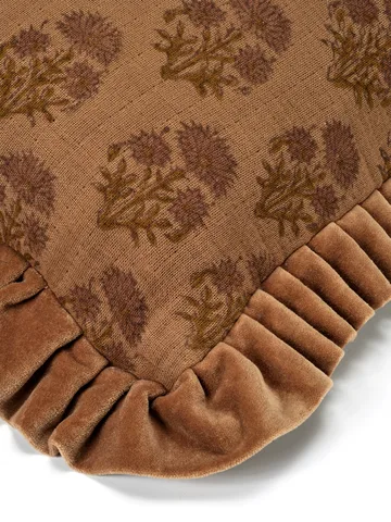 Chandra tyynynpäällinen 50x50 cm - Meripihka - Classic Collection