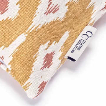 Ikat Diamond tyynynpäällinen 50x50 cm - Keltainen - Classic Collection