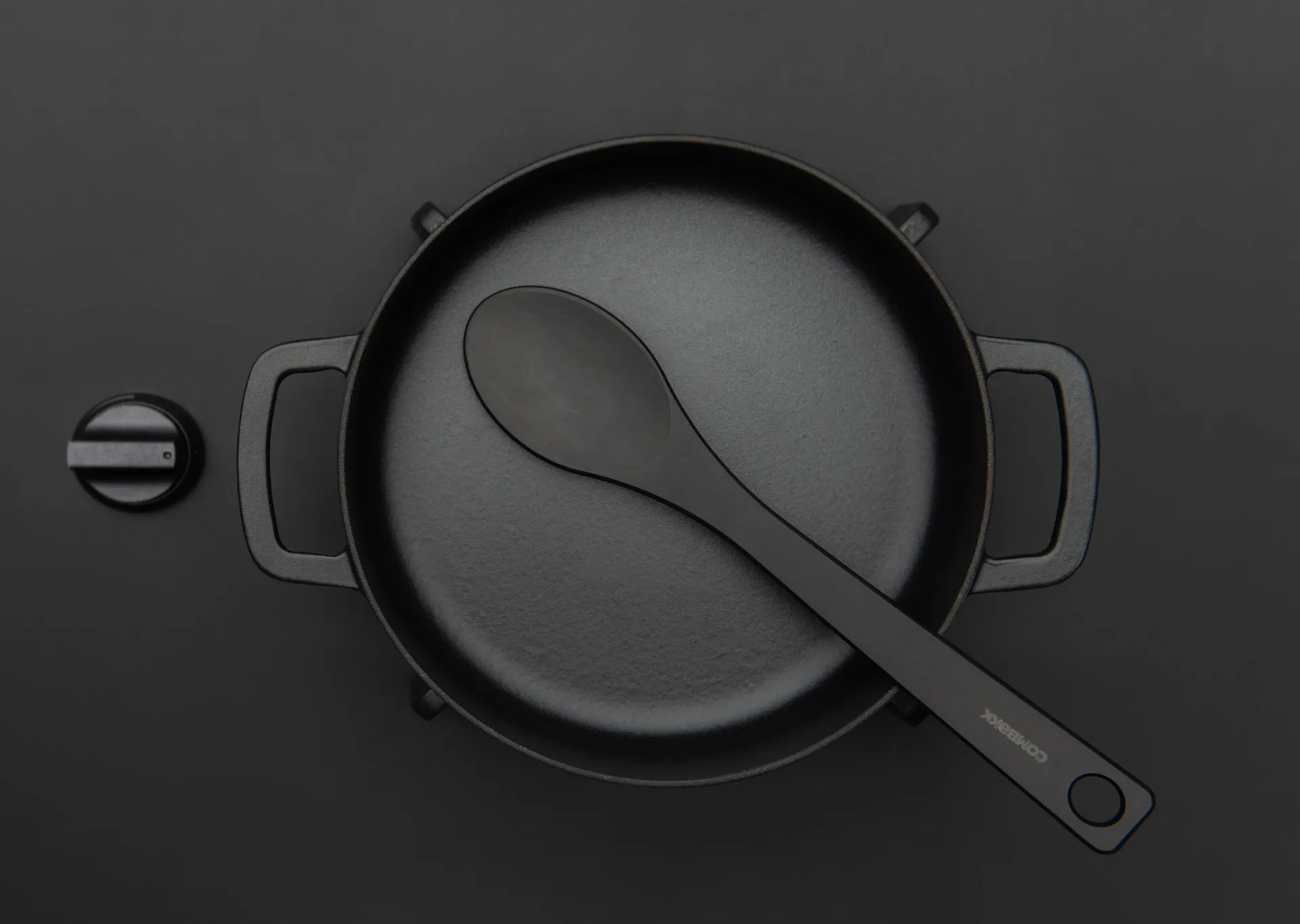 Combekk keittokauha puukuitu, Musta Combekk