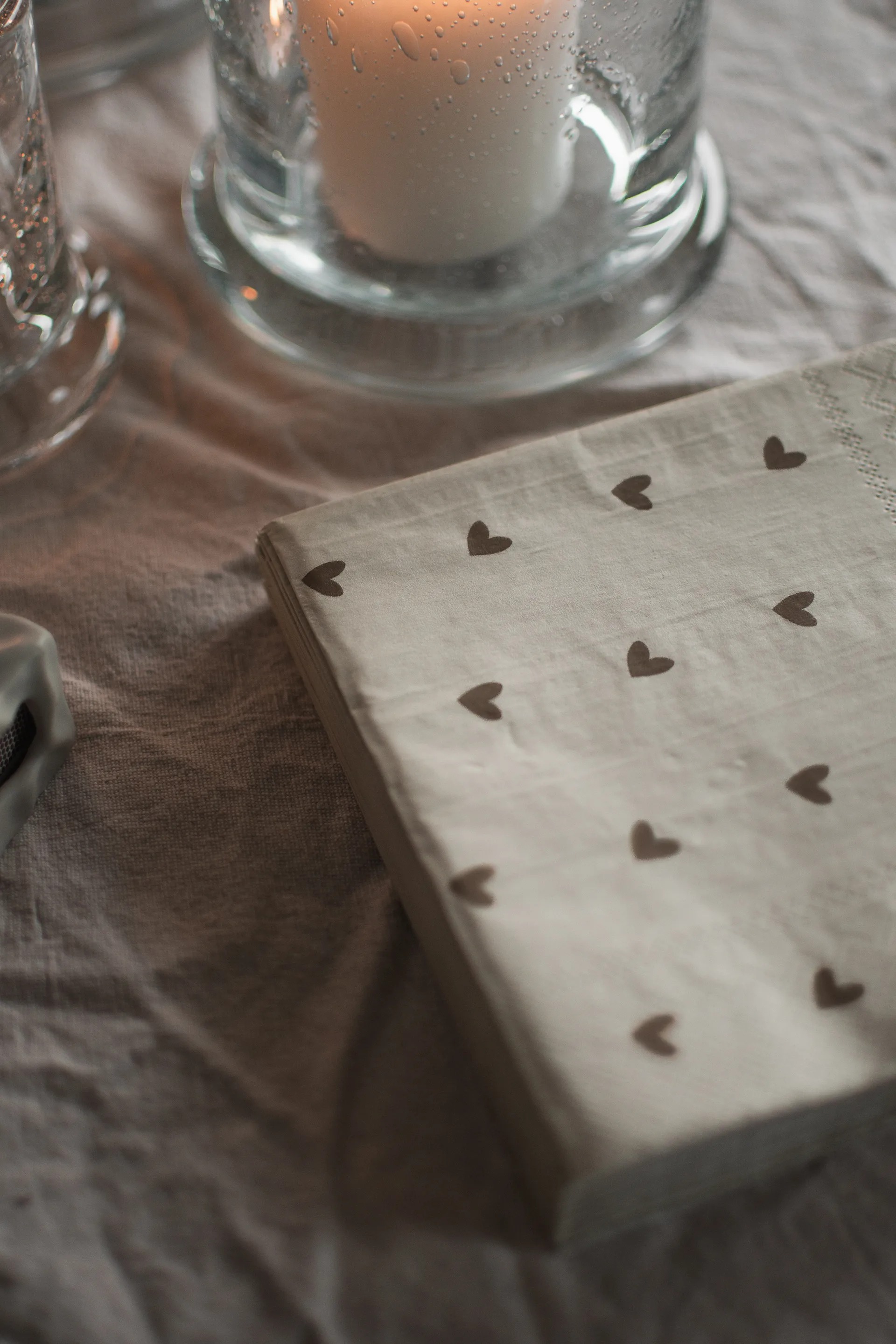 Heart paperinen lautasliina 33x33 cm 20-pack, Ruskea-beige DBKD
