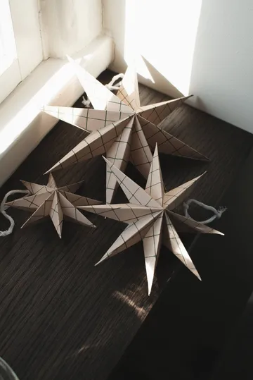 Paper-winter tähti koriste-riipus - Square sand, medium, Ø14 cm - DBKD