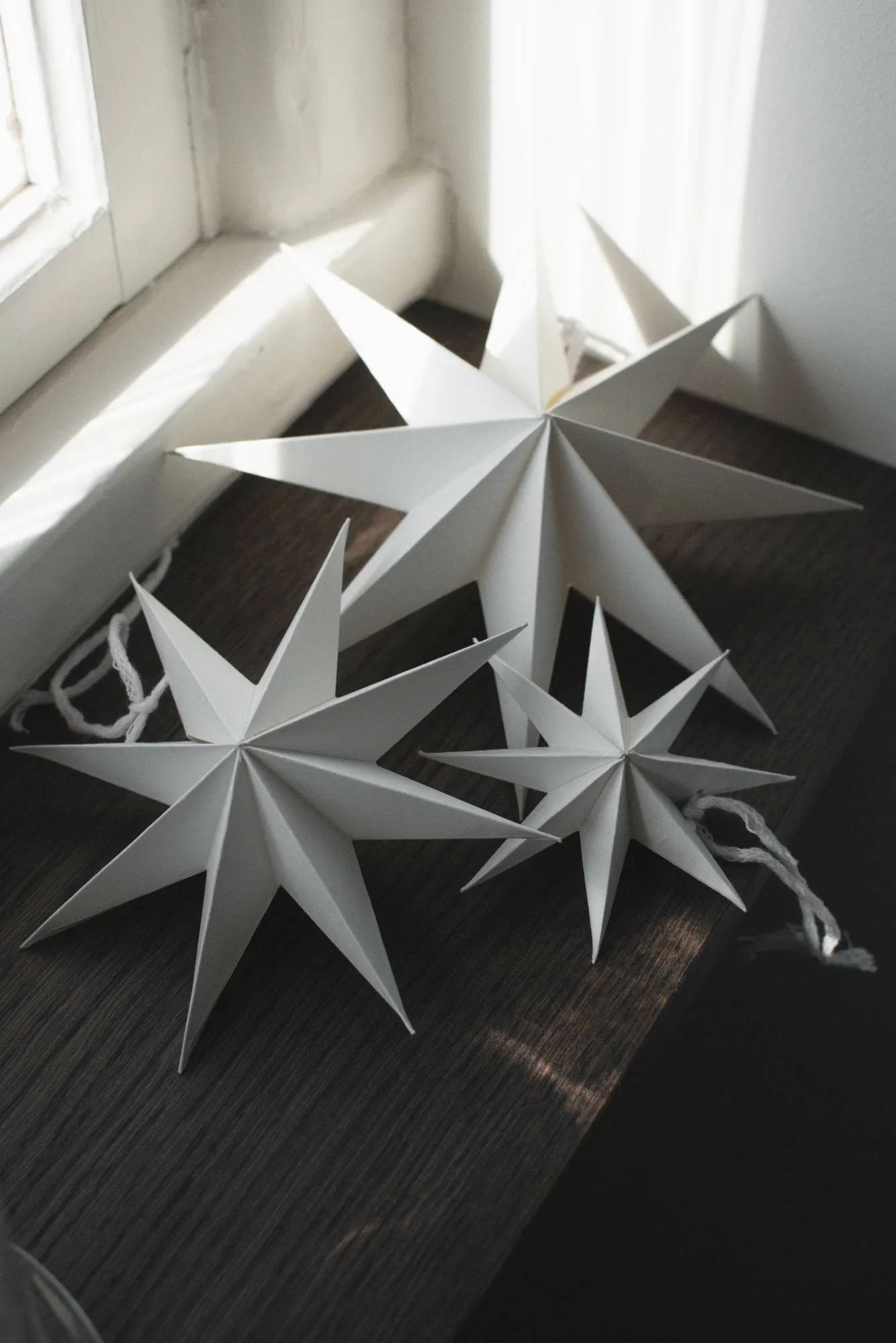 Paper-winter tähti koriste-riipus, Valkoinen, medium, Ø14 cm DBKD