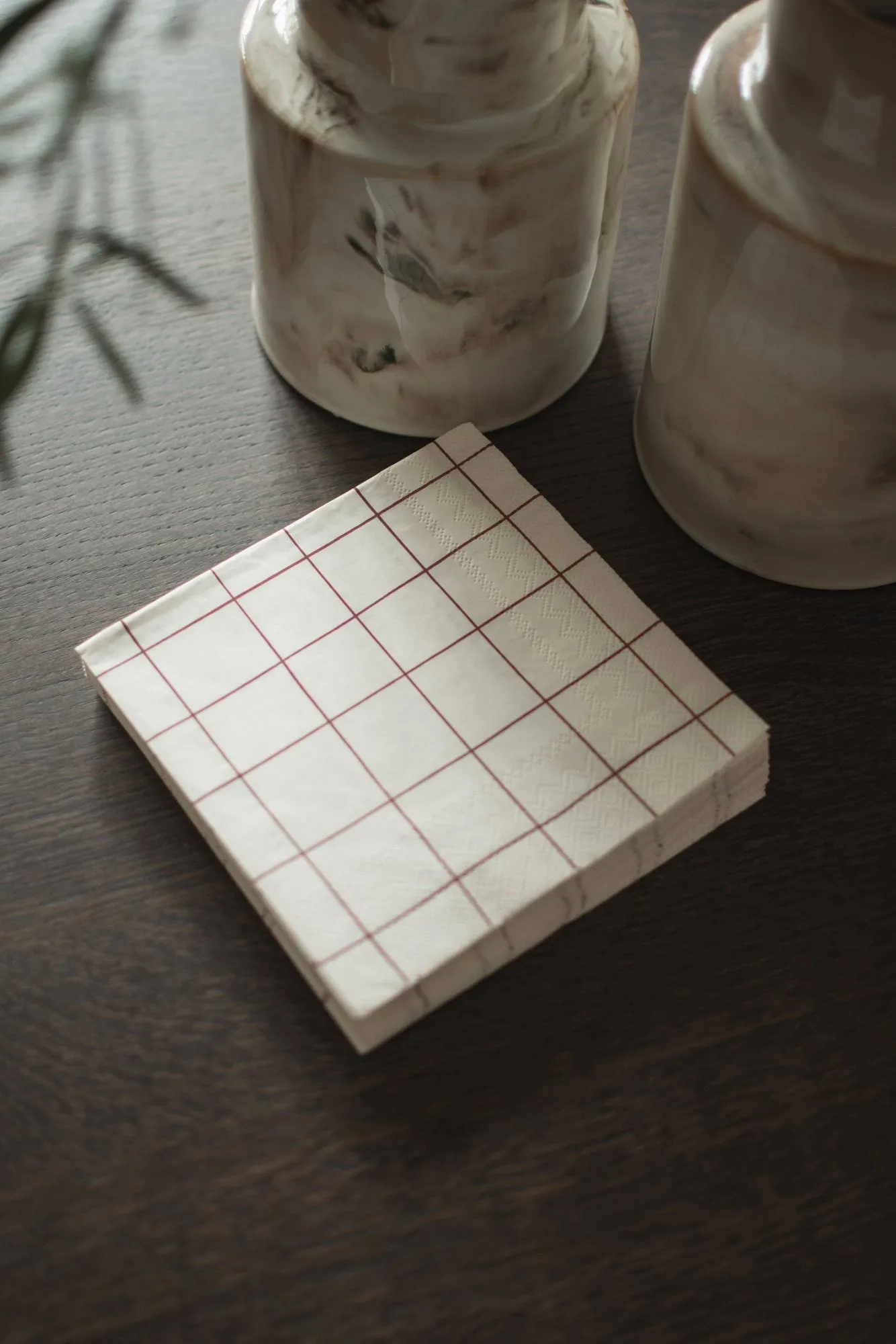 Square paperiservietti 33x33 cm 20-pakkaus, Tummanpunainen DBKD