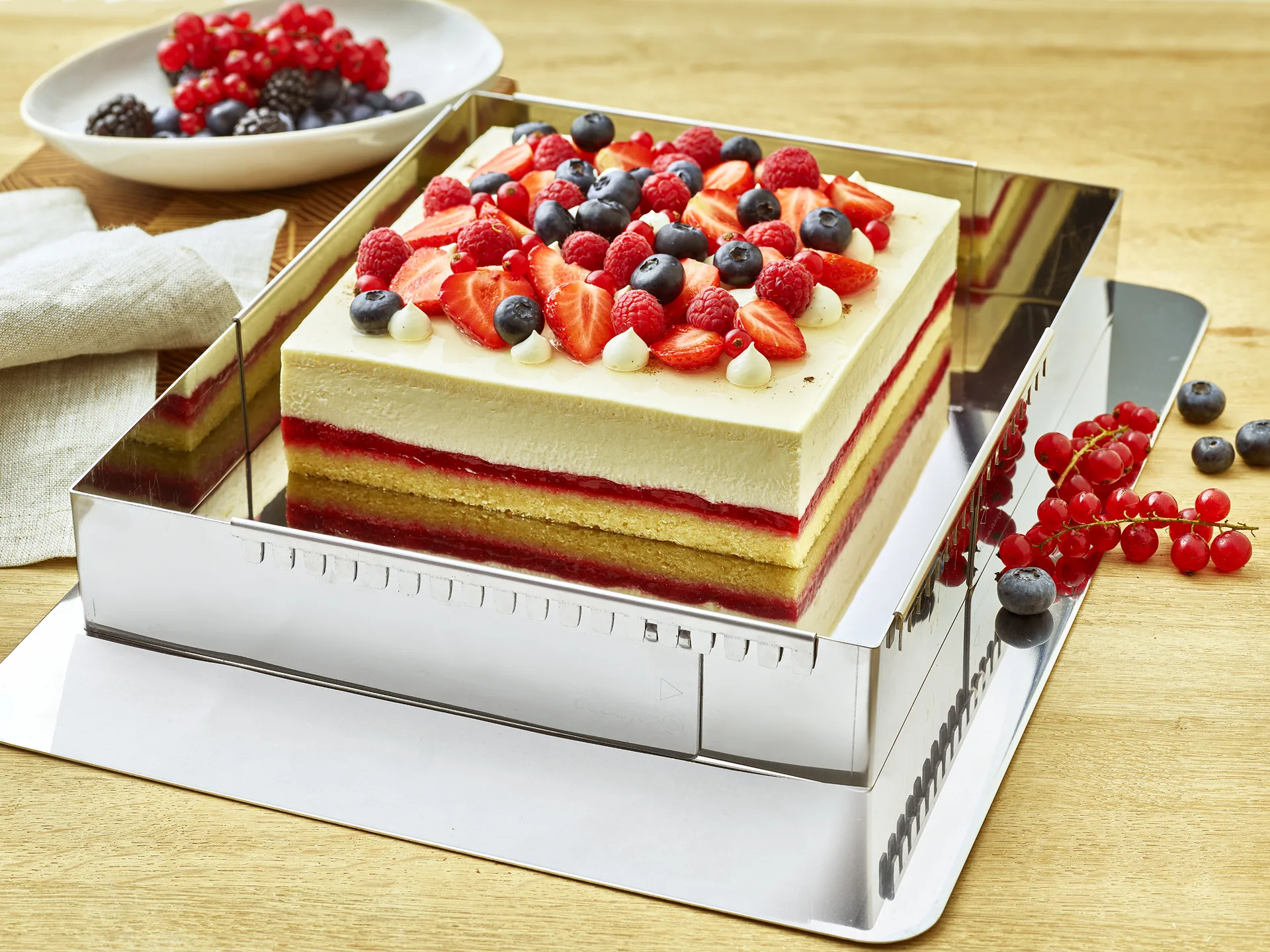 Säädettävä kakkuvuoka, 43x29cm-56x84cm De Buyer