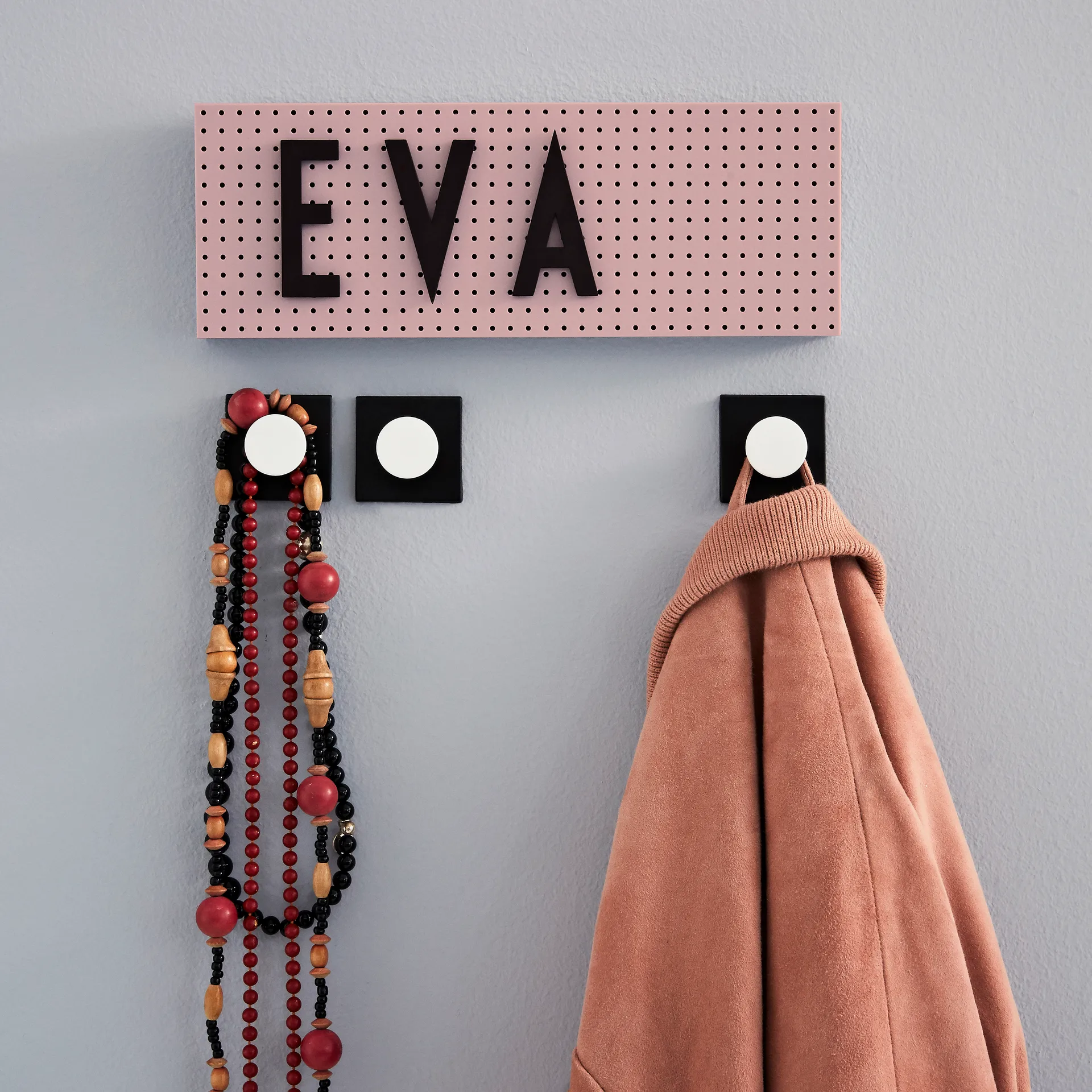 Design Letters kirjaintaulu pieni, vaaleanpunainen Design Letters