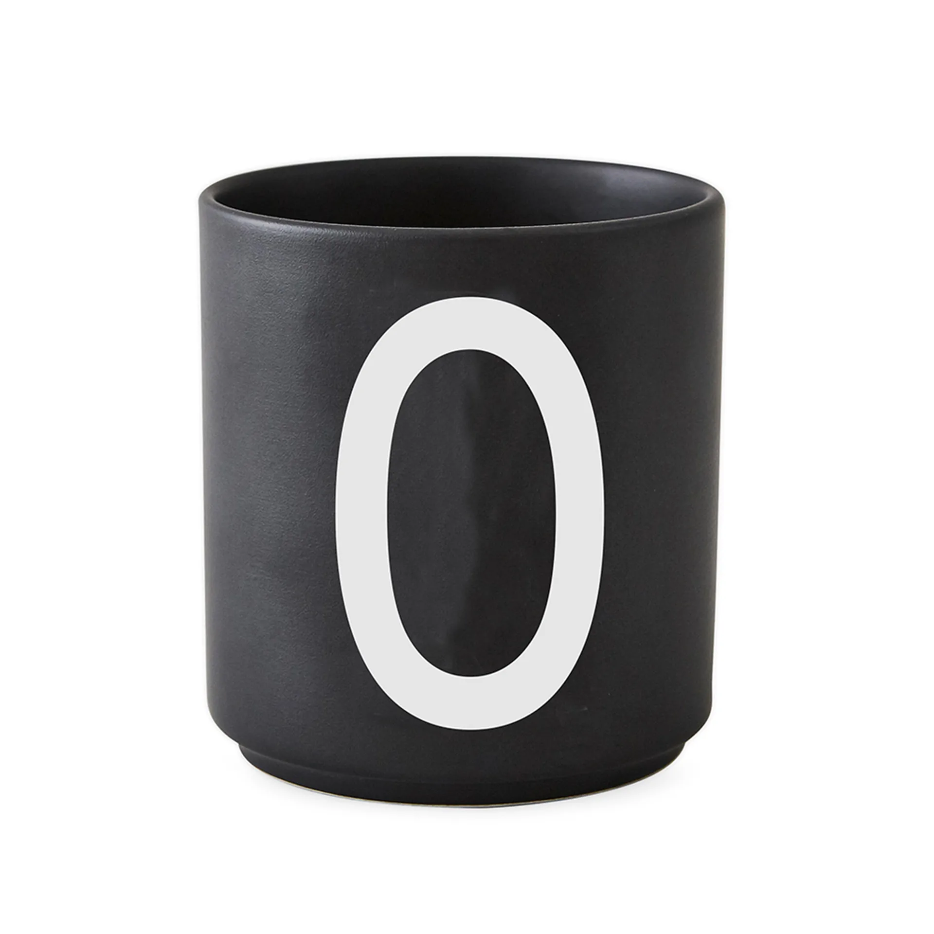 Design Letters kuppi musta, O Design Letters