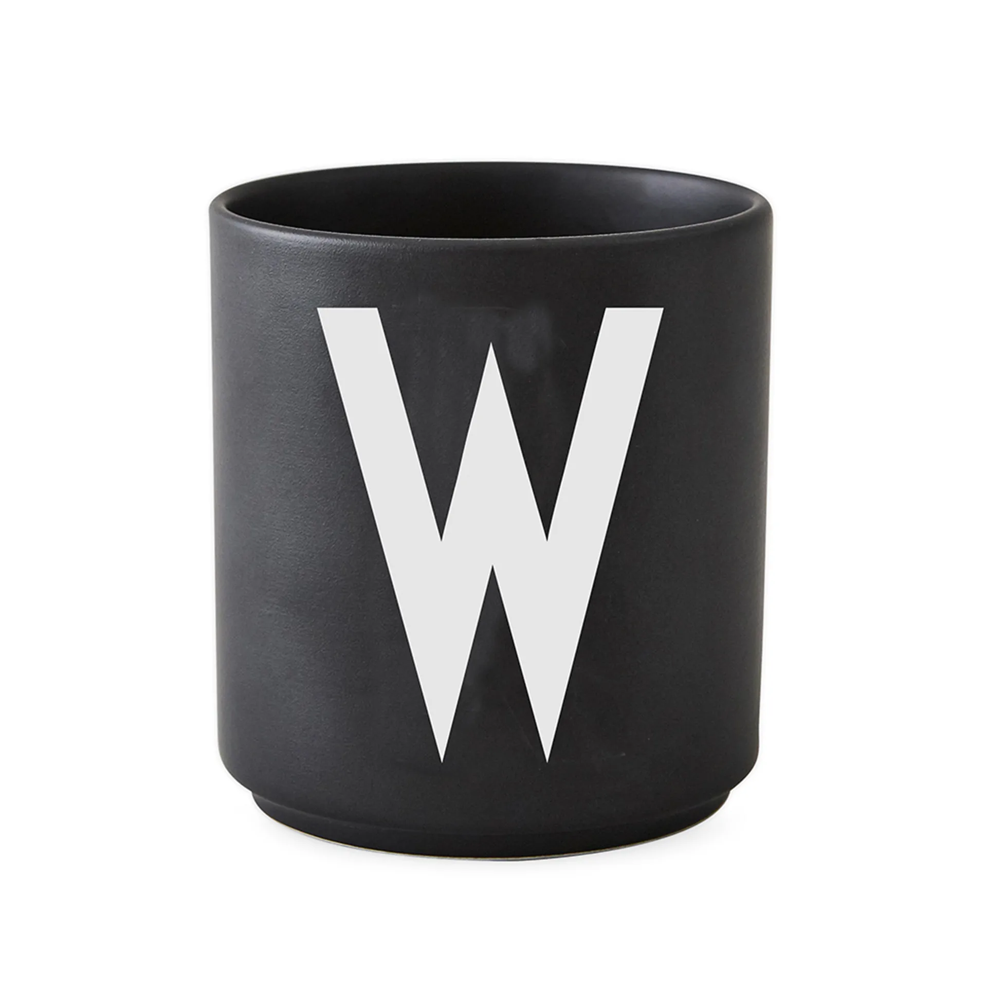 Design Letters kuppi musta, W Design Letters