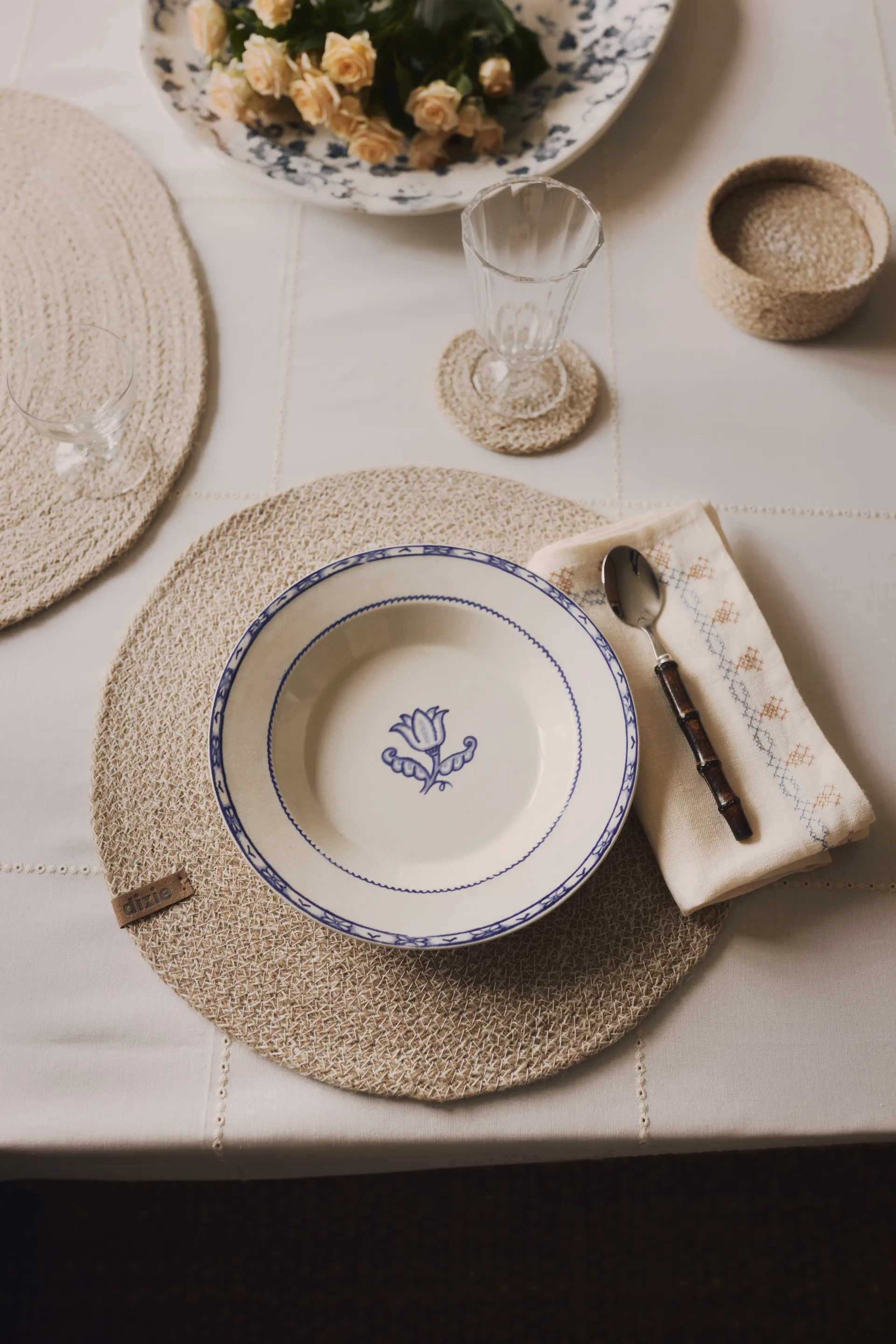 Ella pöytätabletti, Ø38 cm, luonnonväri Dixie