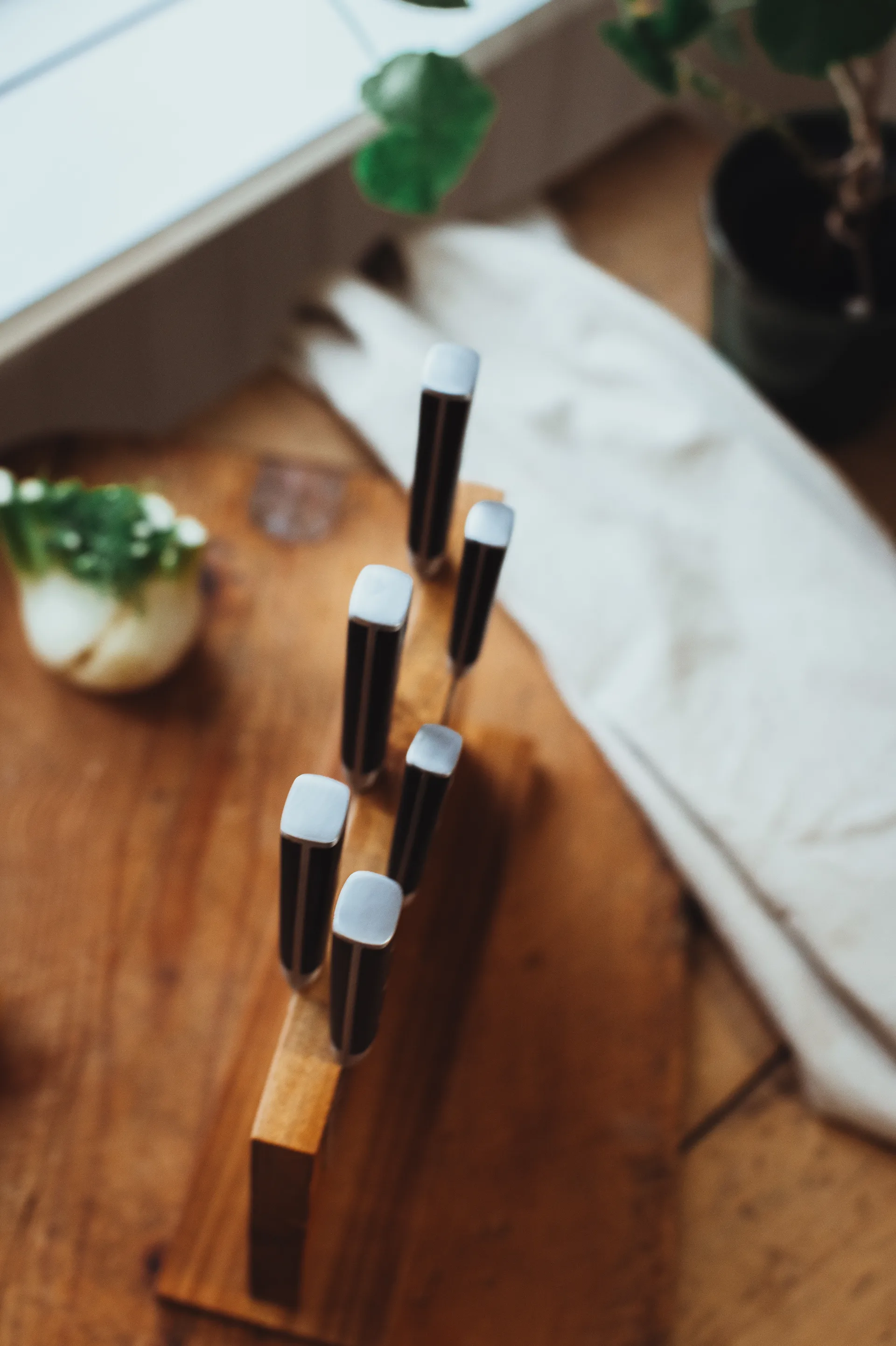 Asama santokuveitsi 18 cm, Ruostumaton teräs Dorre