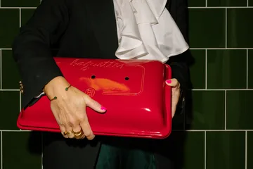 Emile Henry patonkipelti - Punainen - Emile Henry