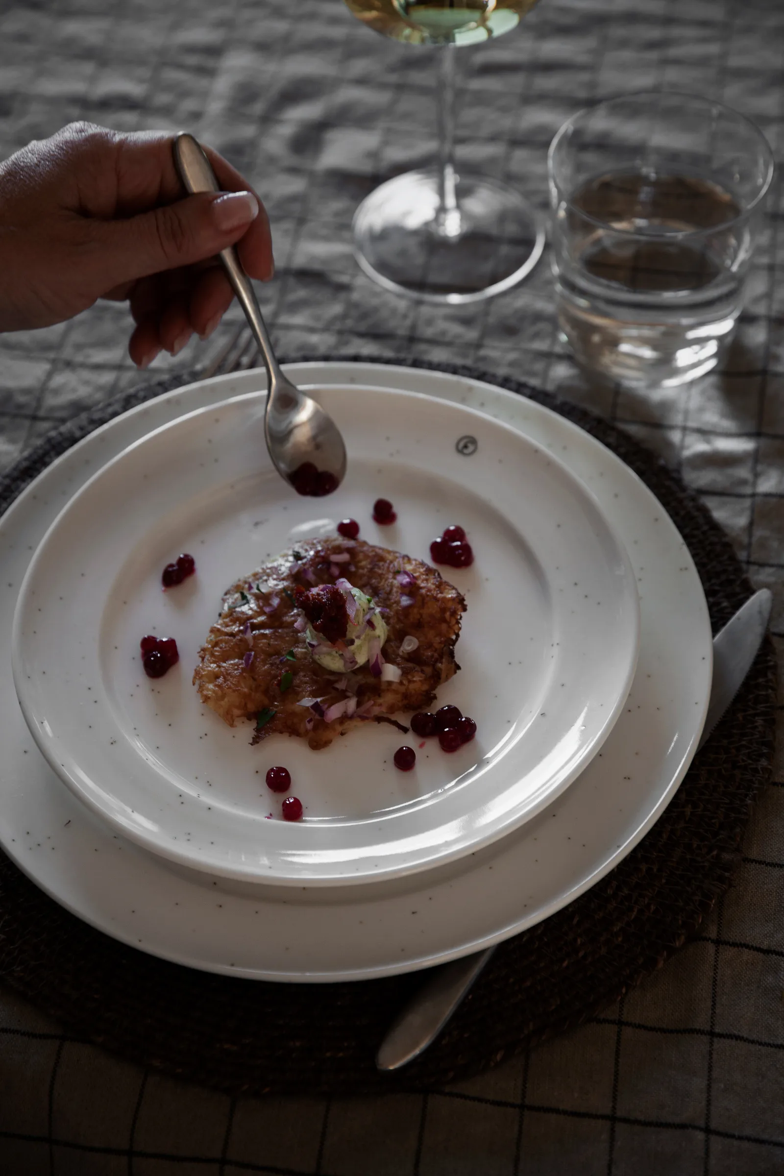 Ernst leipälautanen Ø22 cm, Vanilja ERNST