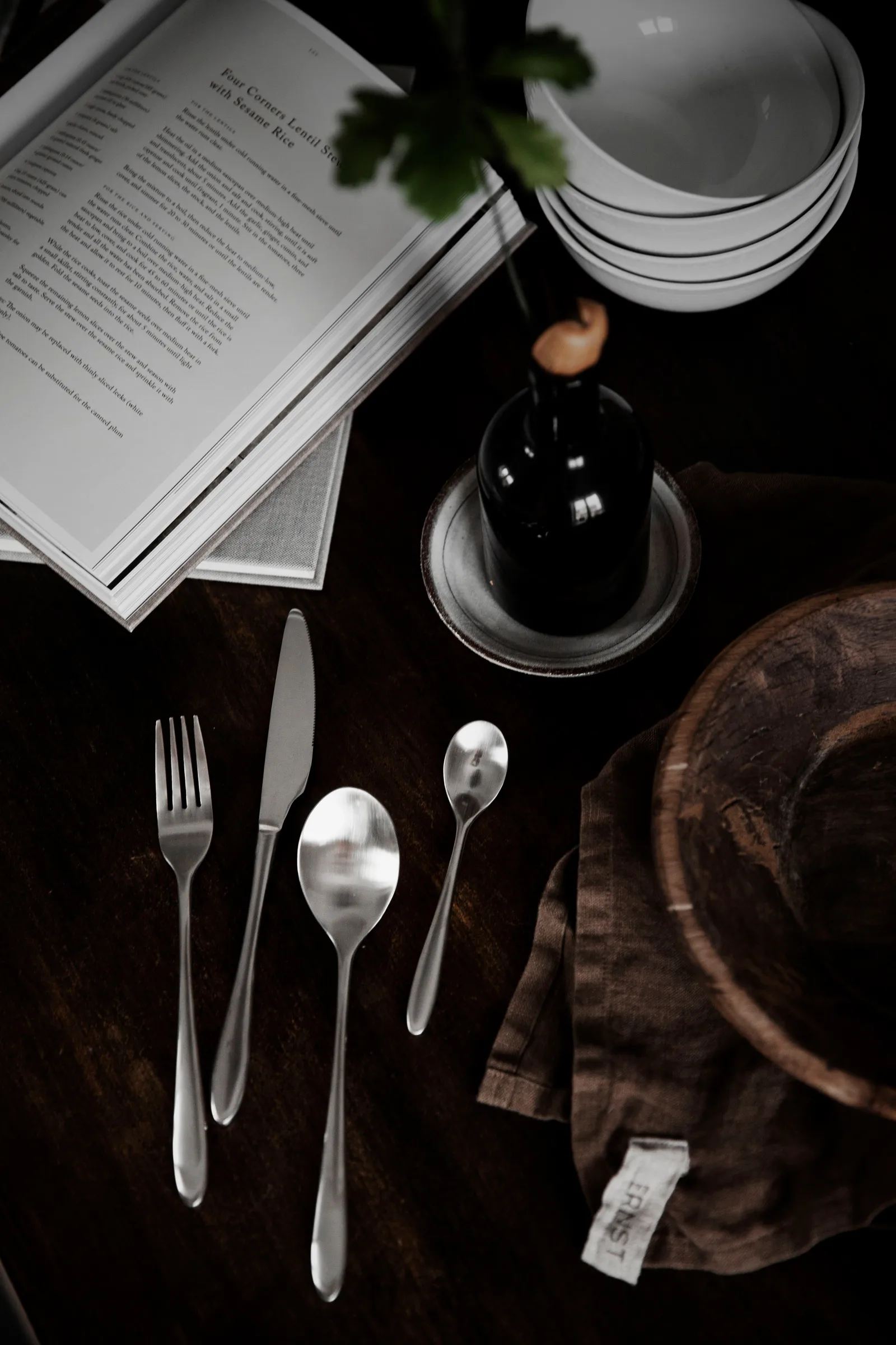 Ernst mattapintainen aterinsetti, 16 osaa ERNST