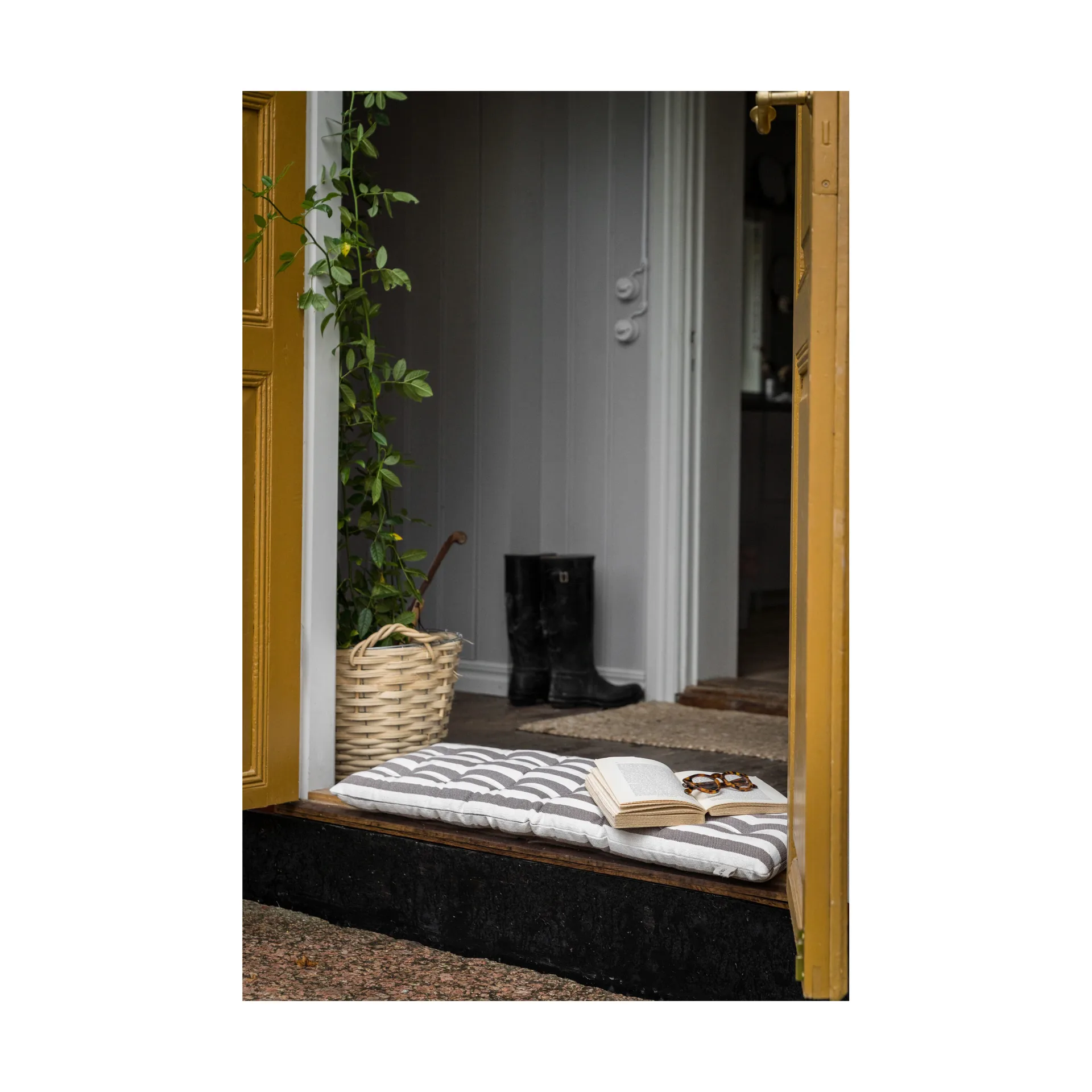 Ernst pehmuste 30x100 cm, Luonnonvalkoinen-mullvad ERNST