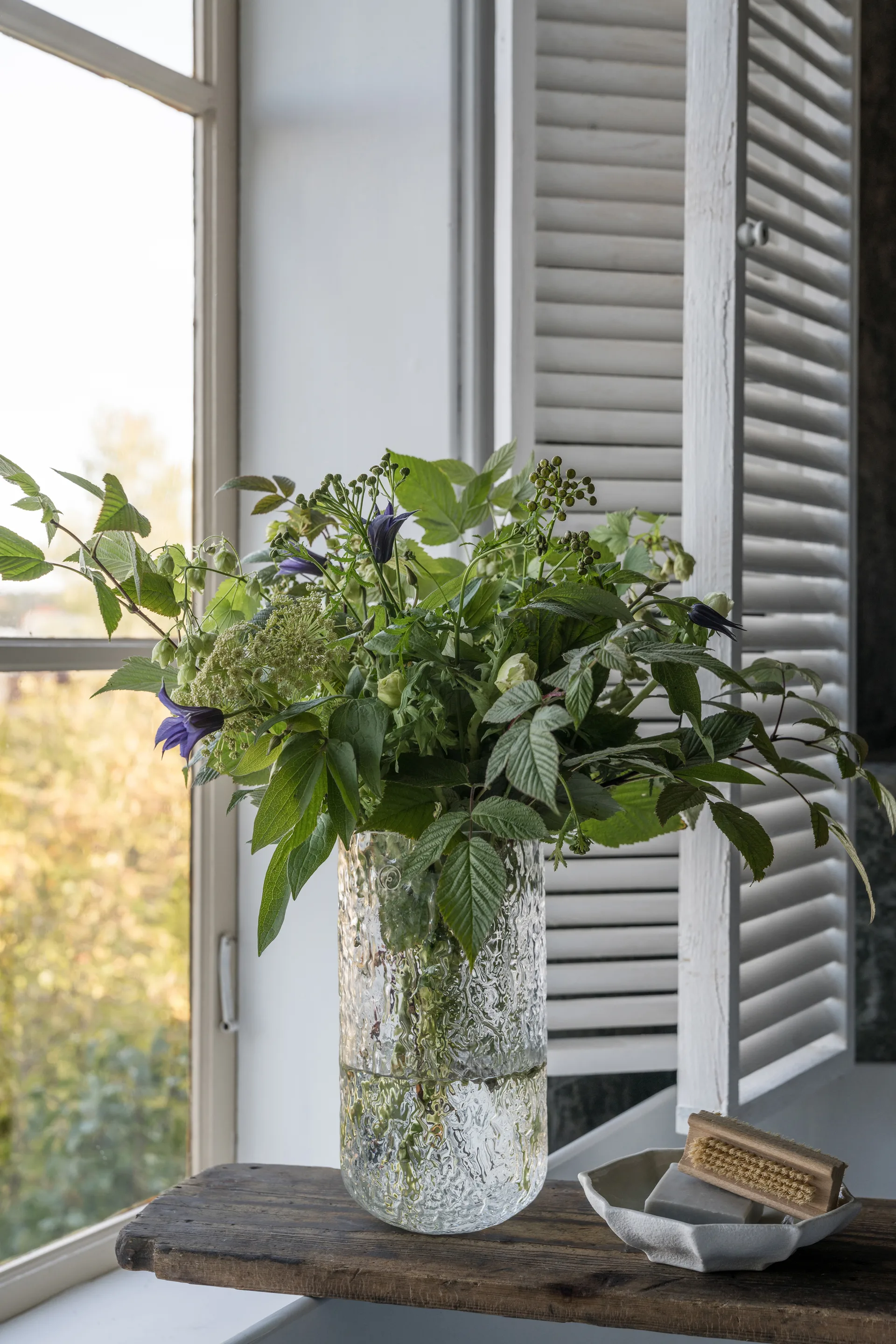 Ernst tarjoiluvati Ø17 cm, Luonnonvalkoinen ERNST