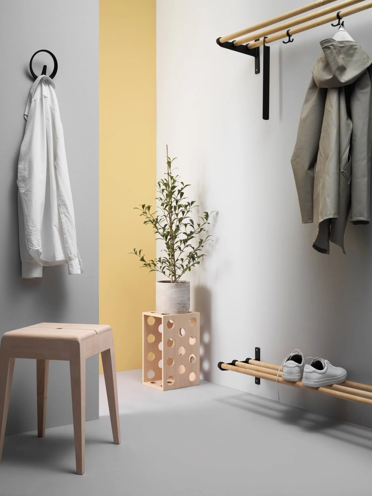 Nostalgi hattuhylly, kenkähylly, Saarnenvalkoinen, 100 cm Essem Design